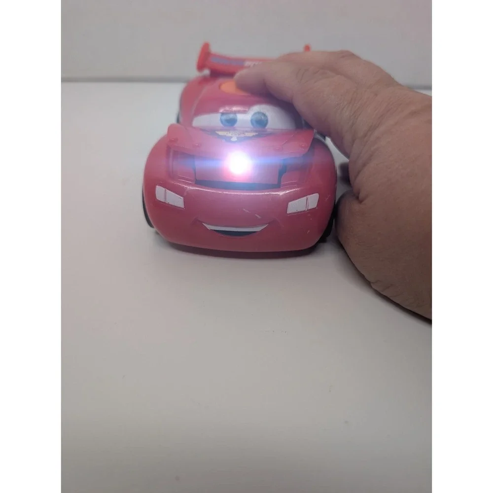 Disney Pixar Cars Lightning McQueen Toy Car w/ Light Up Hood Button 5